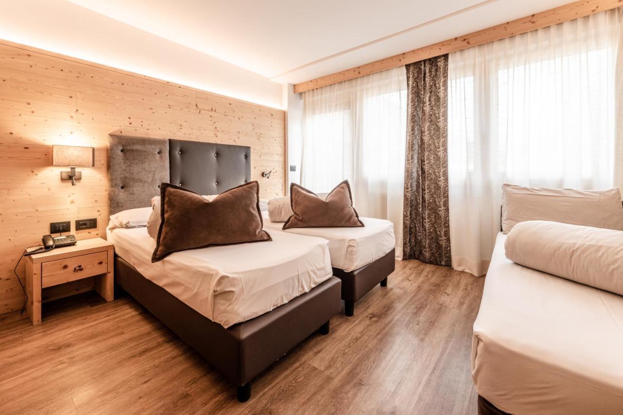 Ravelli Sporting Hotel Mezzana  Ngoại thất bức ảnh