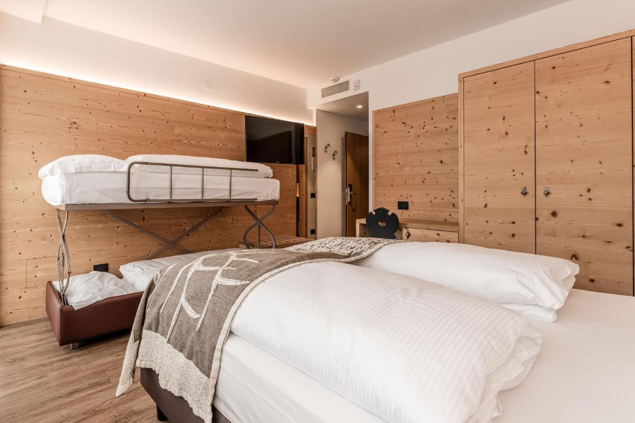 Ravelli Sporting Hotel Mezzana  Ngoại thất bức ảnh