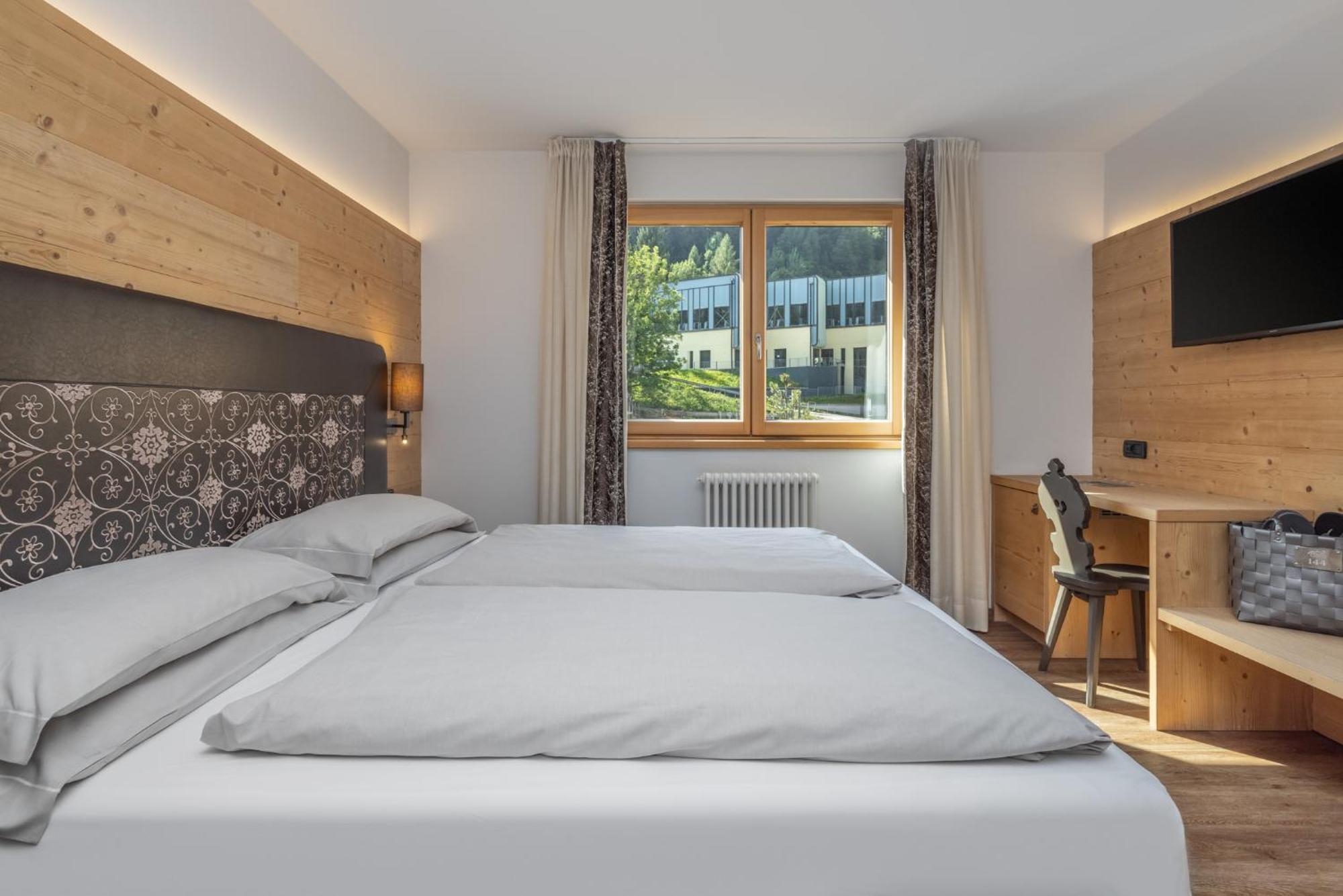 Ravelli Sporting Hotel Mezzana  Ngoại thất bức ảnh