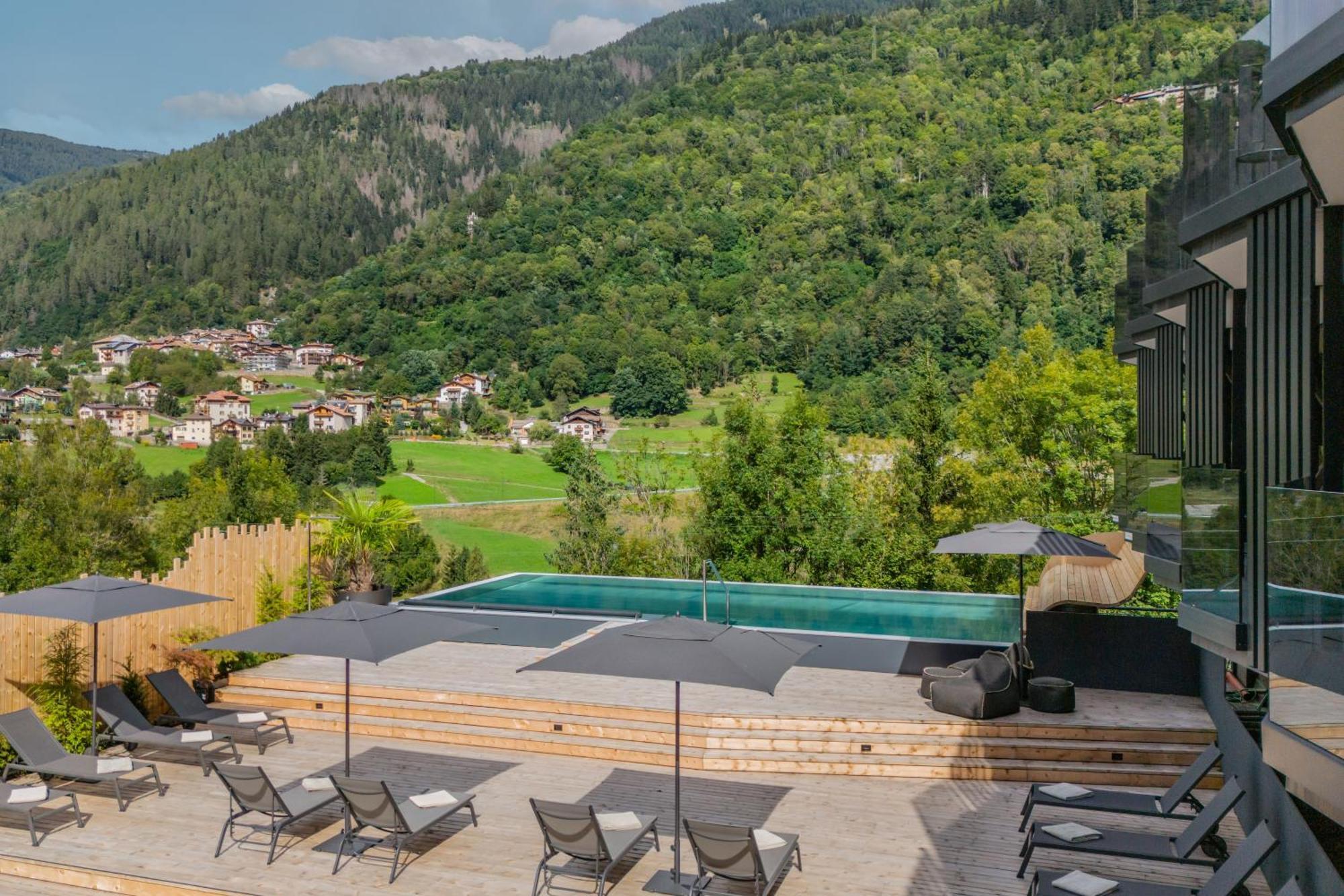 Ravelli Sporting Hotel Mezzana  Ngoại thất bức ảnh