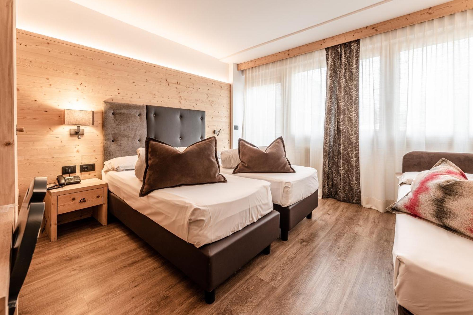 Ravelli Sporting Hotel Mezzana  Ngoại thất bức ảnh