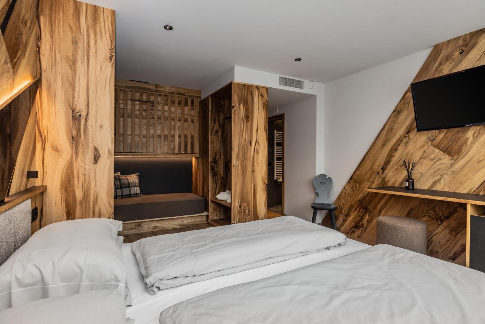 Ravelli Sporting Hotel Mezzana  Ngoại thất bức ảnh