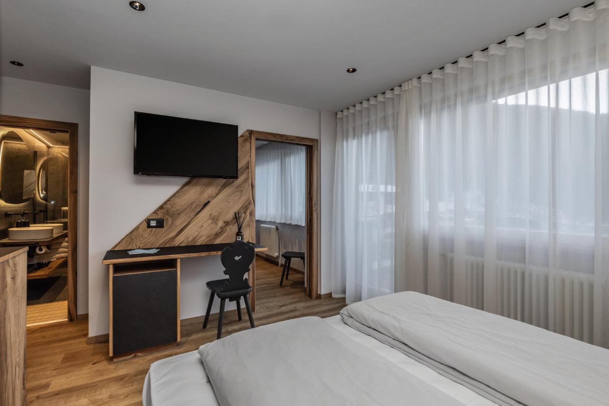 Ravelli Sporting Hotel Mezzana  Ngoại thất bức ảnh