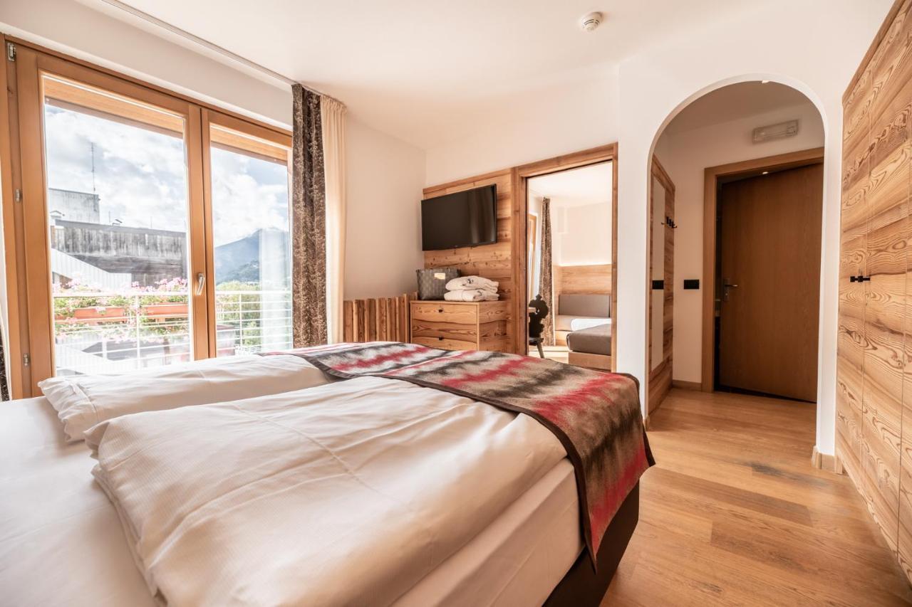 Ravelli Sporting Hotel Mezzana  Ngoại thất bức ảnh