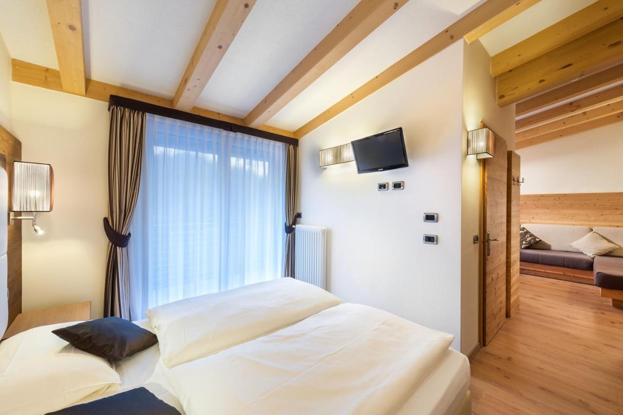Ravelli Sporting Hotel Mezzana  Ngoại thất bức ảnh